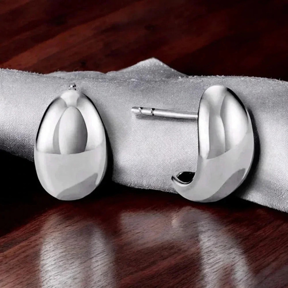 🆕️Minimalist 18K Gold Plated Stainless Steel Dainty Trendy Cute Stud Earrings - Picture 7 of 11